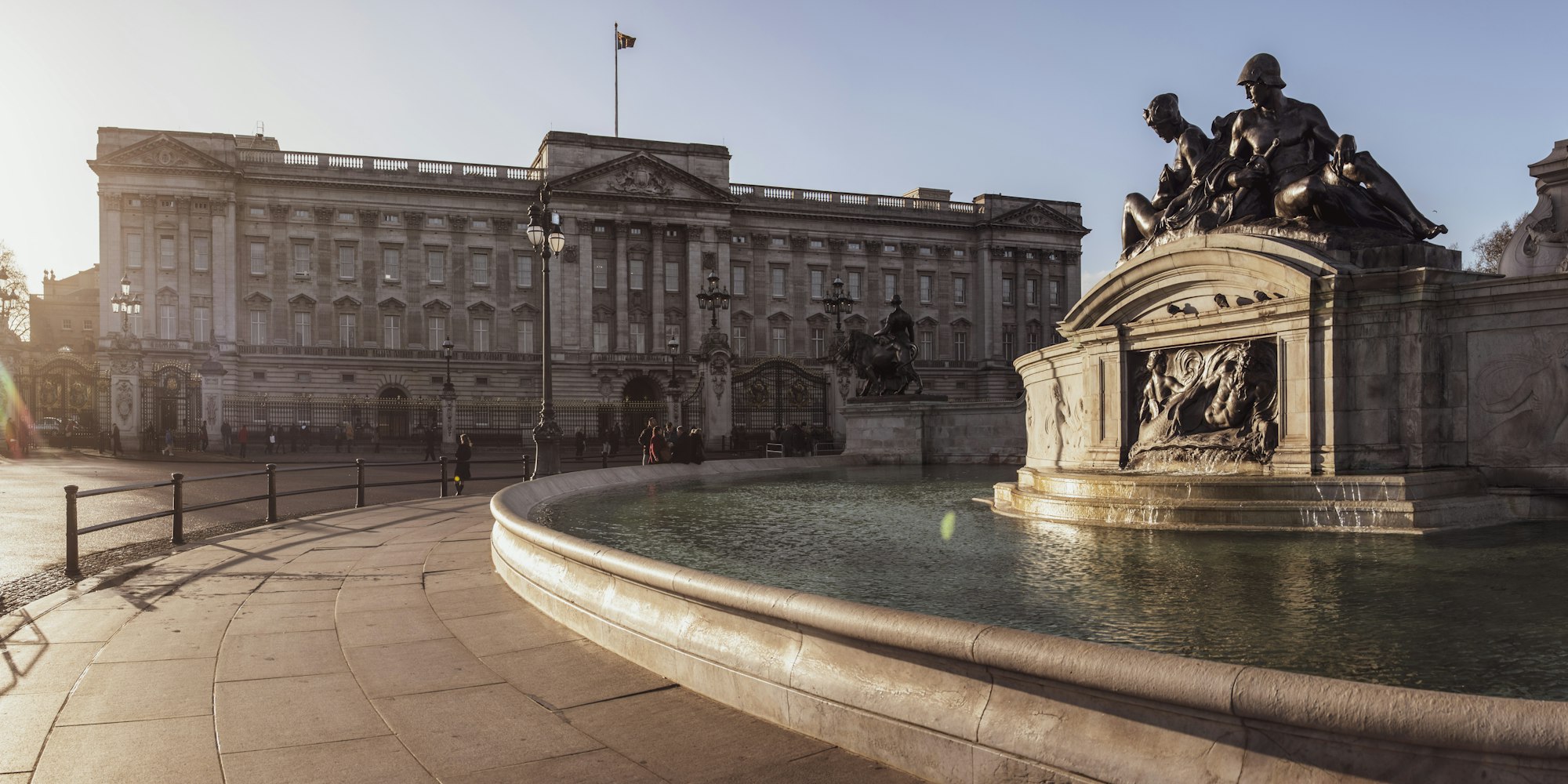 Buckingham Palace at sunset, London, England